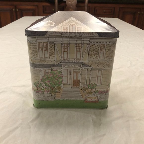 Collectible Sutter Home Winery Napa Valley Victorian House Tin - Picture 1 of 10